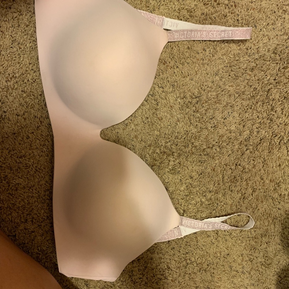 T-shirt bra 36DDD light pink